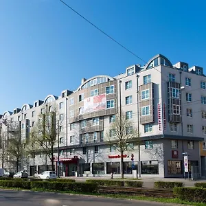 Leonardo Olympiapark Hotel München